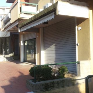 Negozio a Marina Centro