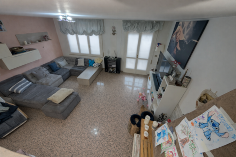 CASA SCHIERA a Villa Verucchio di ampie metrature con GIARDINO